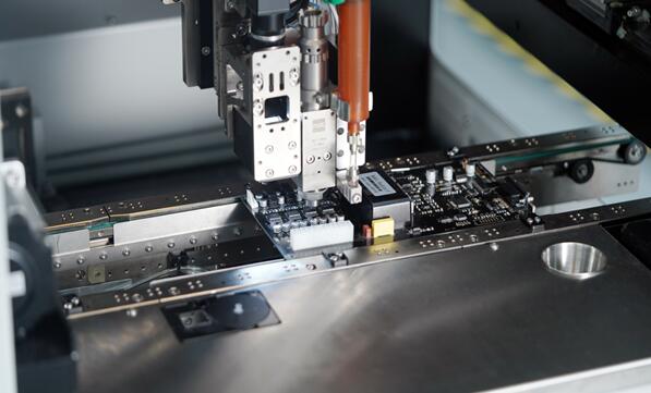 PCB㽺